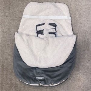 JJ Cole Bundle me